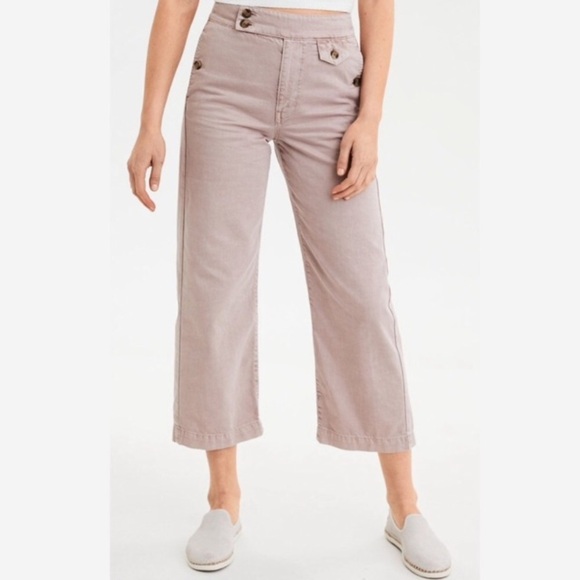 AEO 2 high rise Pink Wide Leg Crop Pants 3565 button 0343 American eagle
